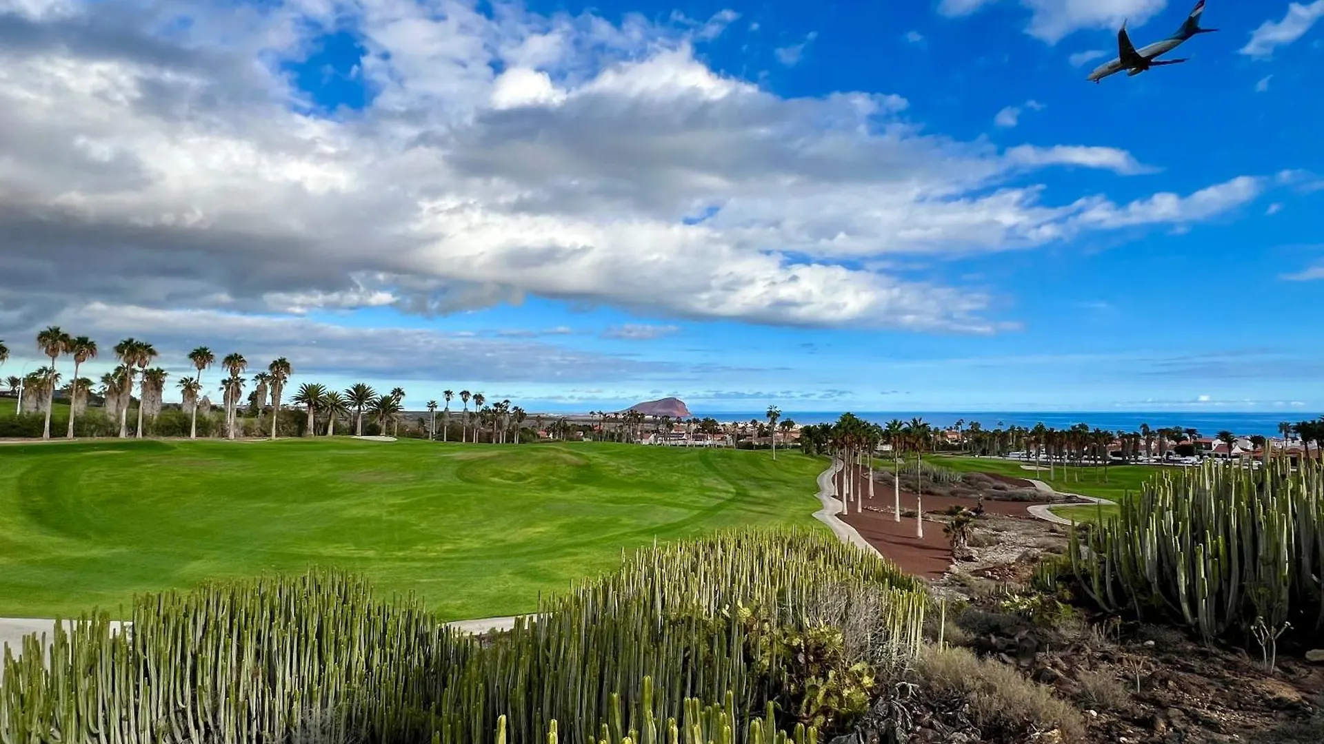 Air Conditioning, Private Parking And Fully Equipped Kitchen In Hotel Room In Golf Del Sur, Tenerife San Miguel de Abona Spain